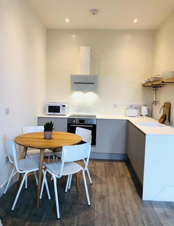See Our Amazing Score At The Kepties - 5 X Luxurious Serviced Apartments - With Gardens - Fully Equipped - Free Parking - By Orion Short Stays - See Our Other Individual Listings --- This Is For Brand Awareness Only --- Arbroath Luaran gambar