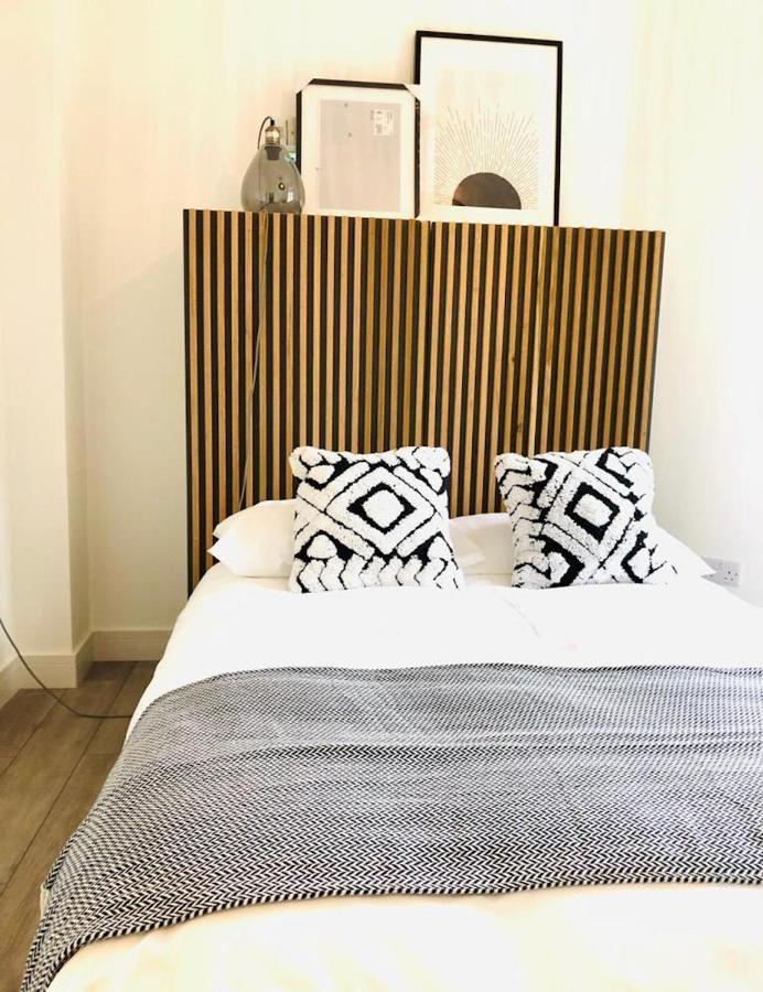 See Our Amazing Score At The Kepties - 5 X Luxurious Serviced Apartments - With Gardens - Fully Equipped - Free Parking - By Orion Short Stays - See Our Other Individual Listings --- This Is For Brand Awareness Only --- Arbroath Luaran gambar